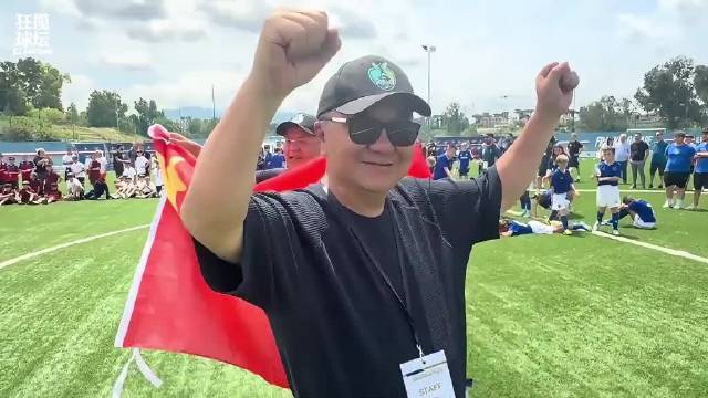 中国足球小将赢欧洲梯队，难迈国内体制坎