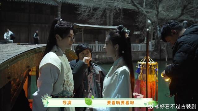 烟花绽放瞬间，爱意随之降临