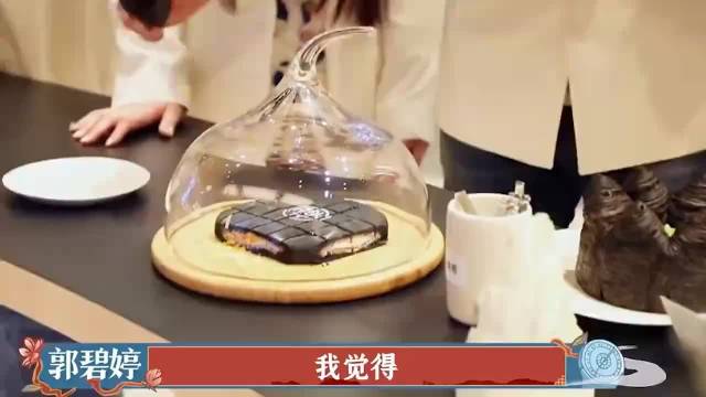 向佐凶郭碧婷：都要听我妈的话！郭碧婷的回答太尴尬