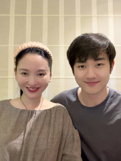 金莎孙丞潇晒一家三口合照，网友态度反转