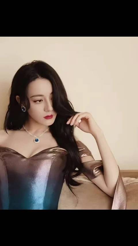 VOGUE盛典网传名单引期待，迪丽热巴杨紫白鹿陈都灵在列