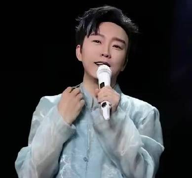 李玉刚免费授权《万疆》演唱权，保留词曲作者署名
