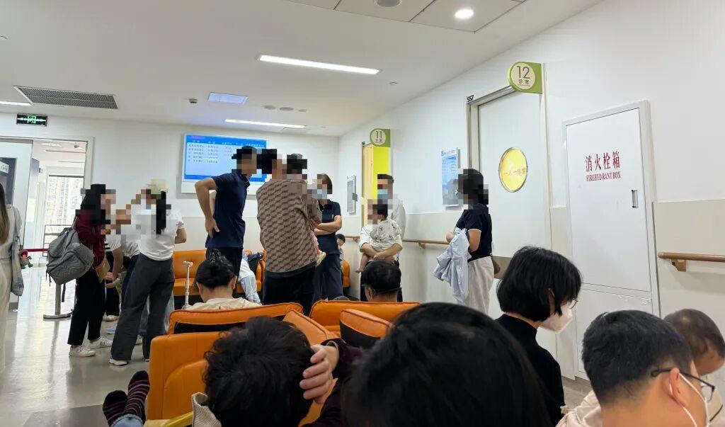 医院接诊多例“汞超标”患儿,涉事银鳕鱼产品已不再标注“儿童装” 医院接诊多例“汞超标”患儿,涉事银鳕鱼产品已不再标注“儿童装”