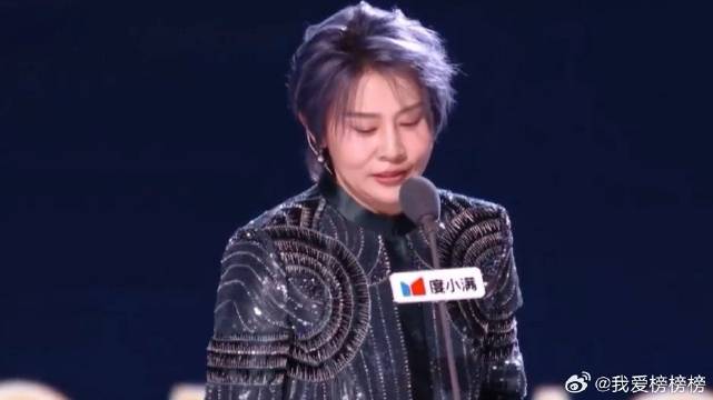 王濛拿下年度人物！从奥运冠军到乘风破浪，姐就是传奇