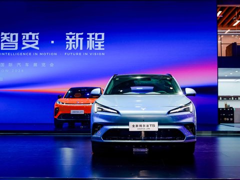 10万左右的新能源SUV推荐，极狐阿尔法T5通勤长途兼顾