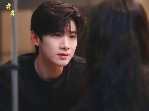桑延温以凡第一次同房了，桑延也成功将温以凡带回家了