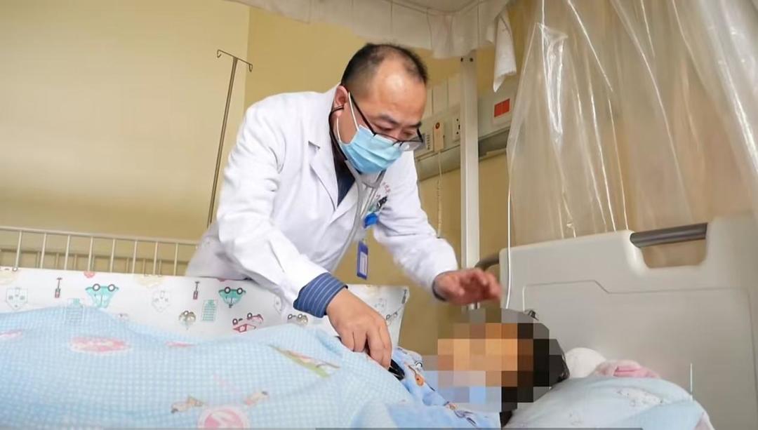 双胞胎血友病患儿：泰安市妇幼保健院规范化治疗让他们回归正常童年