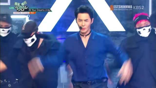 韩国初代男团神话（SHINHWA）成员Junjin（朴忠栽）的机场图与沈腾撞脸了