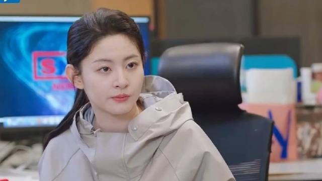 张睿赵晴演《新闻女王》，演技让人眼前一亮，吴镇宇当导演太会拍了！
