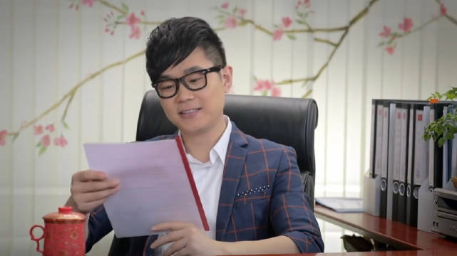 每日一笑，自嘲荒诞喜剧，《屌丝男士》大鹏柳岩杨幂马丽王迅