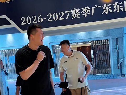 广东出征仪式！杜锋朱芳雨现身，萨姆纳仍缠纱布，胡明轩提拼搏！
