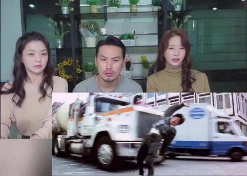 韩国人看成龙动作被震撼，跑酷鼻祖，简直是超人，全程入迷