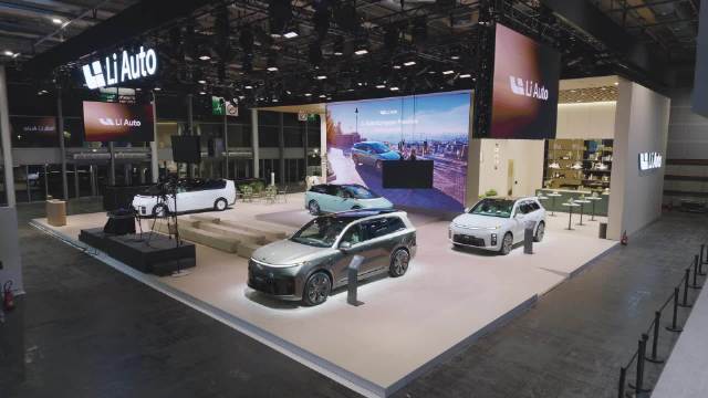 理想汽车登陆巴黎车展，发布欧洲战略Li 6首秀