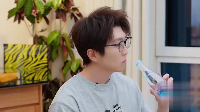 180只小强和1米8人形大强，嘉宾脑洞大开