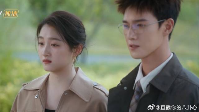 邢武带晴也回家，在奶奶坟前喊话：终于把她追到手