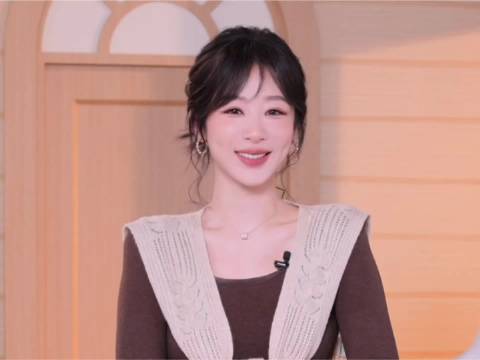 杨紫透露玉兰花开君再来进度 整部戏跨越时代久仍在做后期