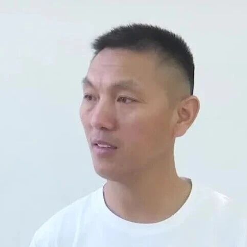 发生那件事的3年后，他收到法院“应诉通知”