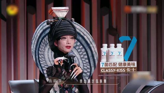 不掺客套的专业点评，看着过瘾也很受启发