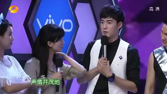 何炅曾多次推荐张睿上快本，张睿披哥回忆善意邀约