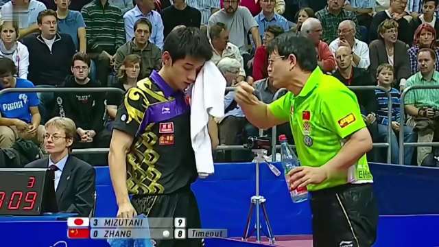张继科0:3落后日本选手水谷隼，连扳四局完成史诗级翻盘！