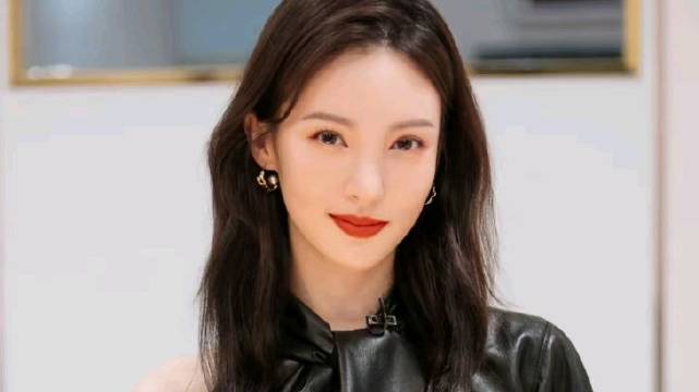 金晨36岁演过无心法师南来北往孤注一掷