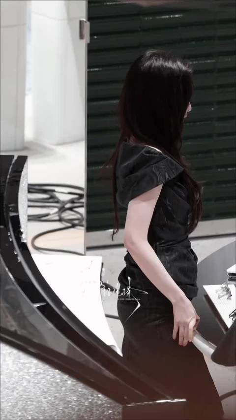 爱上妈妈有什么错