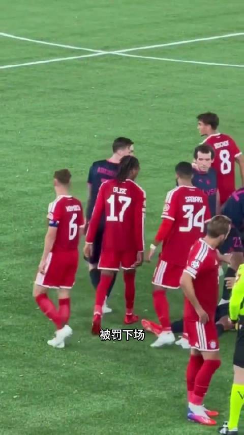 十人拜仁最后时刻遭高空轰炸扳平，到手3分飞了