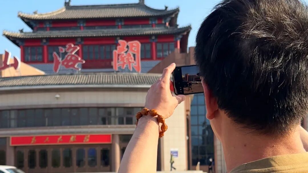 这座车站完成升级改造！网友：出站能看见“长城”！