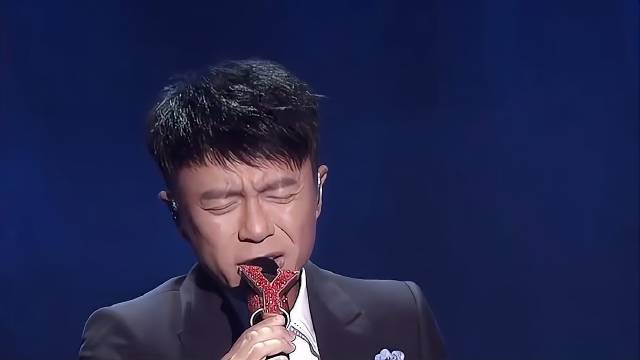 李克勤周深合唱《那片海》，开口惊艳，观众瞬间沸腾