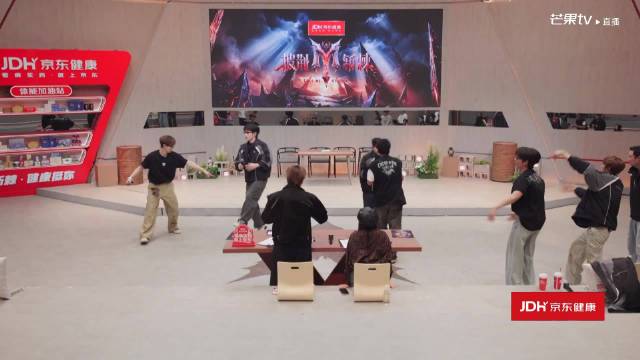 披荆斩棘五公小考直播孙楠部落就在此刻舞台燃爆全场