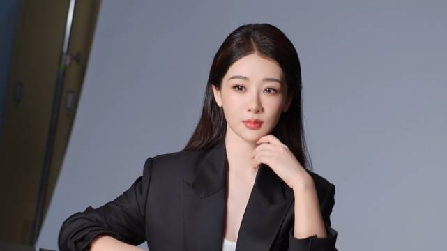 杨紫极萌拍摄花絮掉落