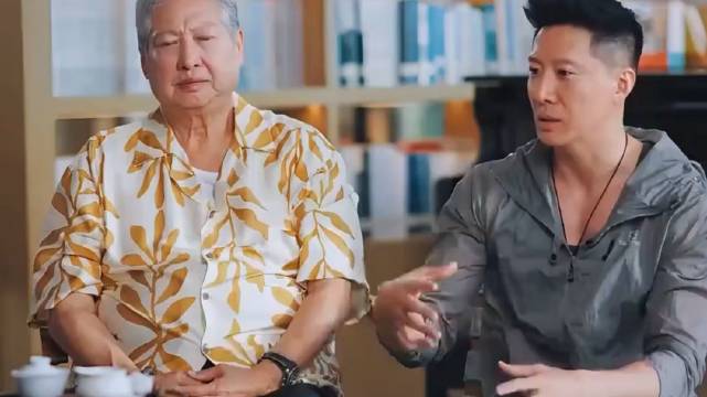 洪金宝：林正英喝酒后看谁不顺眼就会动手，成龙都被他揍过