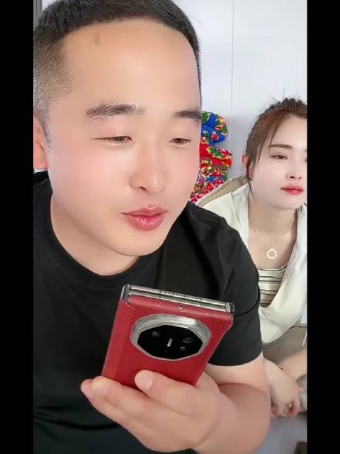 小钢炮怀疑孩子不是他的，问AI怎么作