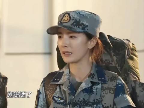 孙杨犹豫道歉班长一肩扛下全队求情
