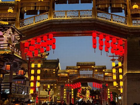 临沂秋游去哪玩：琅琊古城、生生园银杏、蒙山红叶