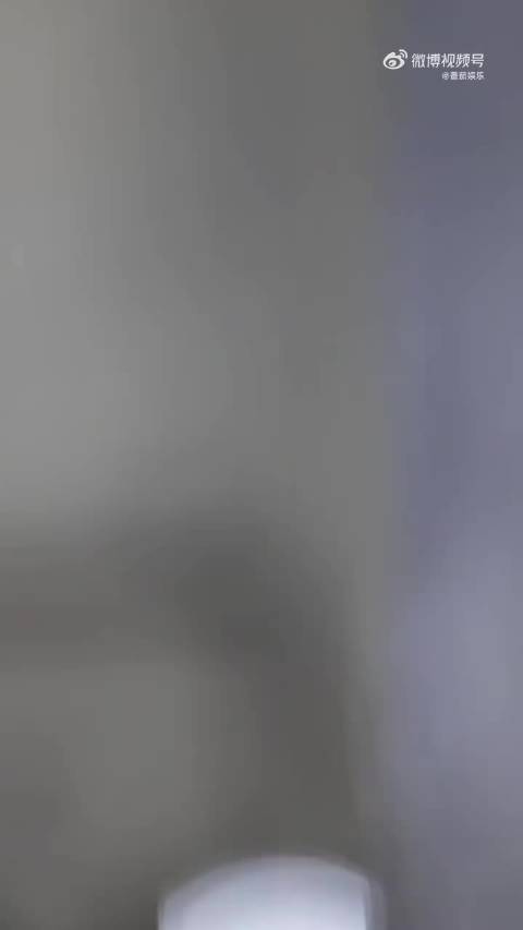 易烊千玺影子遍布生活，脑补画面治愈每一天