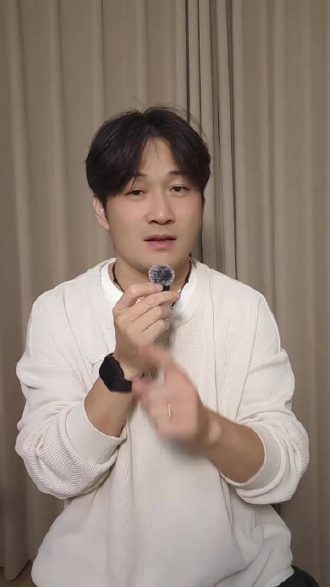接地气儿的明星我见过，像王一博这样如此接地气儿的绝对是“蝎子拉屎独一份”