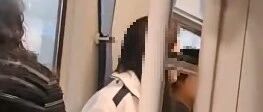女子觉得对方手机充得差不多,火车上拔掉他人插头引争执,12306:先到先得互相商量,有问题可求助 女子觉得对方手机充得差不多,火车上拔掉他人插头引争执,12306:先到先得互相商量,有问题可求助