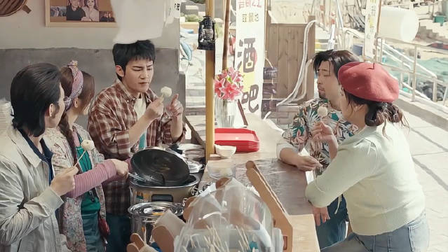 阿珍直播意外走红，没想到竟让沙浦村咸鱼翻身"喜剧之王"