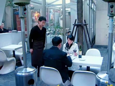 宋思明有情调 对原配可没这般耐心， 蜗居