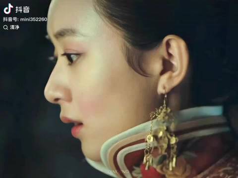 2013年丽丽26岁演恶女琉璃 95花近30岁未达其演技