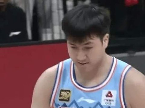 新疆开门红3本土球员太关键!齐麟稳定炮台,2将成隐形功臣! 新疆开门红3本土球员太关键!齐麟稳定炮台,2将成隐形功臣!