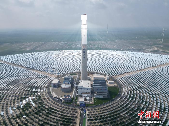 吉林前三季度新能源发电量占比近四成 绿电变燃料出海 吉林前三季度新能源发电量占比近四成 绿电变燃料出海