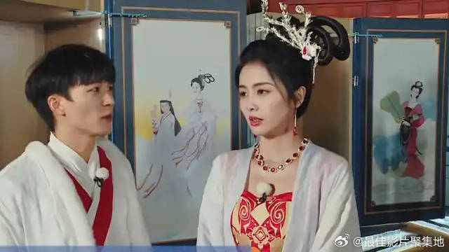 推理游戏，周深把白鹿夸成花了 结果白鹿却说自己全靠“第六感”