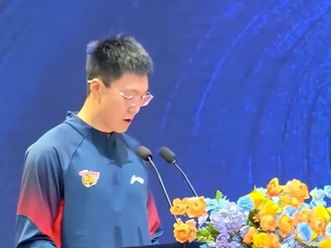 广东输同曦!徐杰+3外齐发挥难救主,防守崩盘,同曦4将主导逆转 广东输同曦!徐杰+3外齐发挥难救主,防守崩盘,同曦4将主导逆转