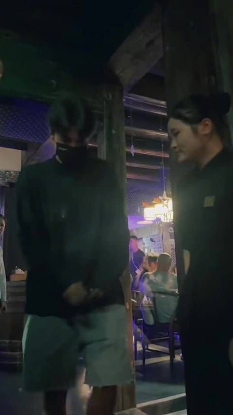 粉丝表白赵又廷老婆，赵又廷回应我也喜欢