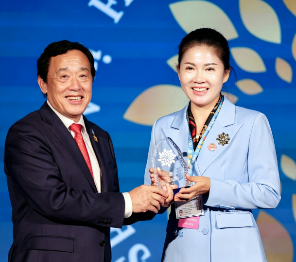 企业高管返乡务农,湖南这位女性“新农人”获联合国粮农组织表彰!回忆经历忍不住落泪 企业高管返乡务农,湖南这位女性“新农人”获联合国粮农组织表彰!回忆经历忍不住落泪