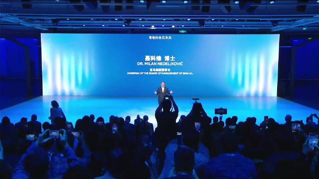 宝马第六代动力电池沈阳下线，董事长聂科维首次来华见证