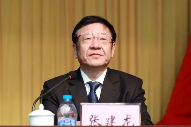 中共中央批准,开除张建龙党籍 中共中央批准,开除张建龙党籍