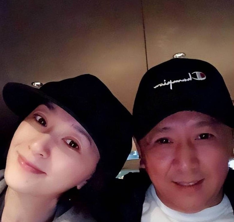 李小冉承认去年已离婚：互不牵扯，互不打扰